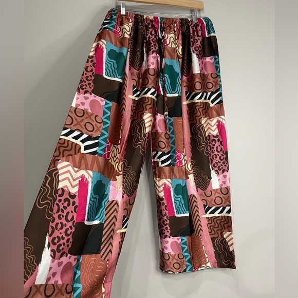 Izzy & Liv NWOT Patchwork Queen satin pajama pants wide leg 2XL - Picture 3 of 9